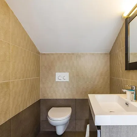 Апартаменты Three-bedroom In Медулин